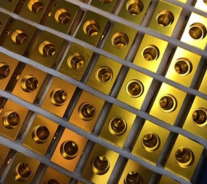 金黃彩色国产樱桃视频在线观看